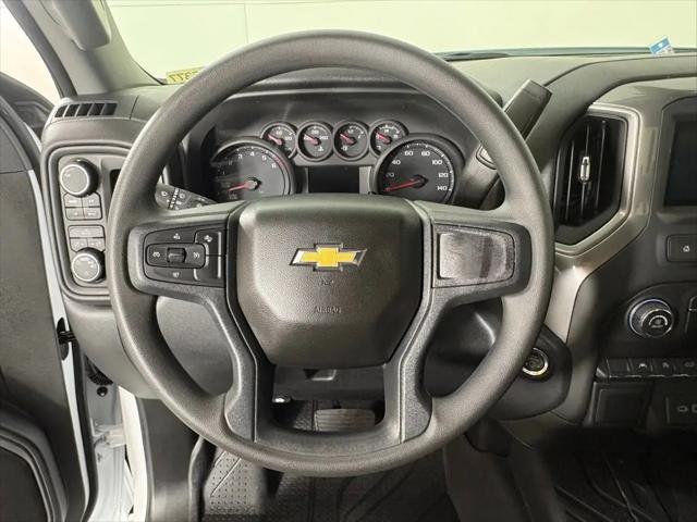 2026 Chevrolet Silverado 1500 4WD Crew Cab Short Bed Custom