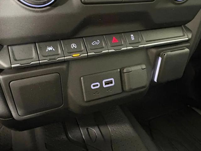 2026 Chevrolet Silverado 1500 4WD Crew Cab Short Bed Custom