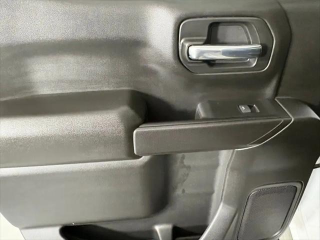 2026 Chevrolet Silverado 1500 4WD Crew Cab Short Bed Custom