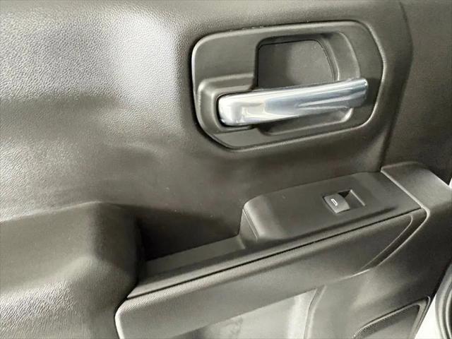 2026 Chevrolet Silverado 1500 4WD Crew Cab Short Bed Custom
