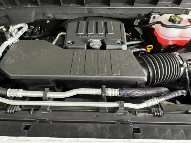 2026 Chevrolet Silverado 1500 4WD Crew Cab Short Bed Custom
