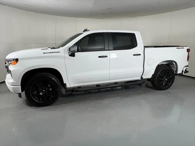 2026 Chevrolet Silverado 1500 4WD Crew Cab Short Bed Custom