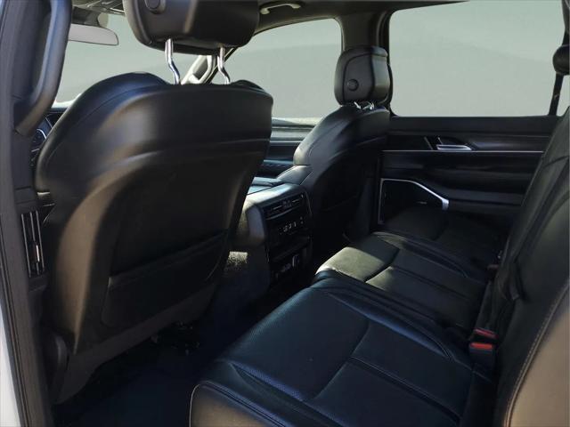 2024 Jeep Wagoneer Series II 4x2