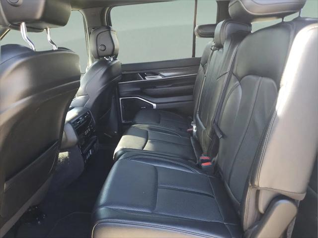 2024 Jeep Wagoneer Series II 4x2