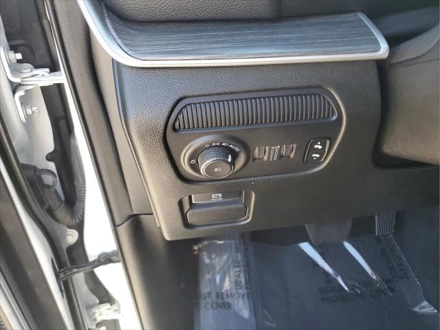 2024 Jeep Wagoneer Series II 4x2