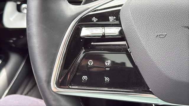 2025 Cadillac iQ Sport 2 AWD