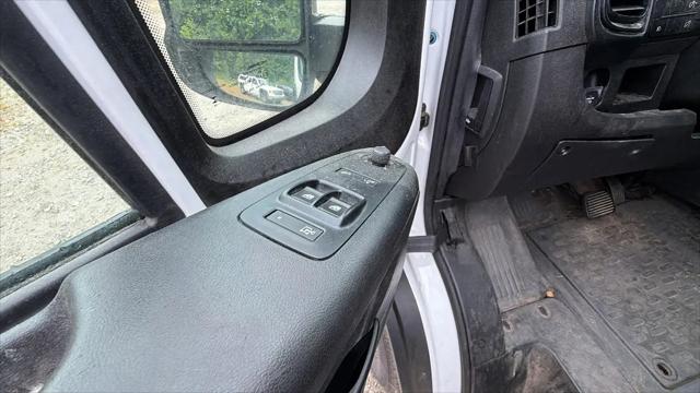 2024 Ram ProMaster 2500 Cargo Van Tradesman High Roof 159" WB w/Pass Seat