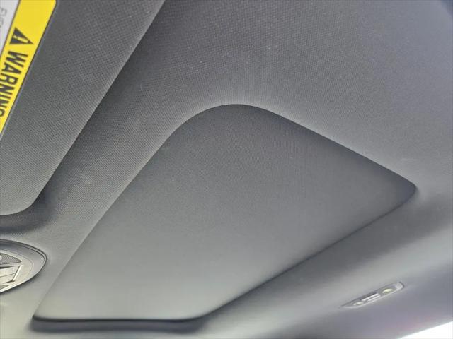 2023 Genesis G70 2.0T RWD