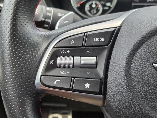 2023 Genesis G70 2.0T RWD