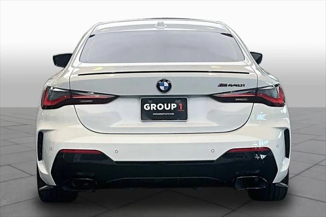 2024 BMW M4 M440i