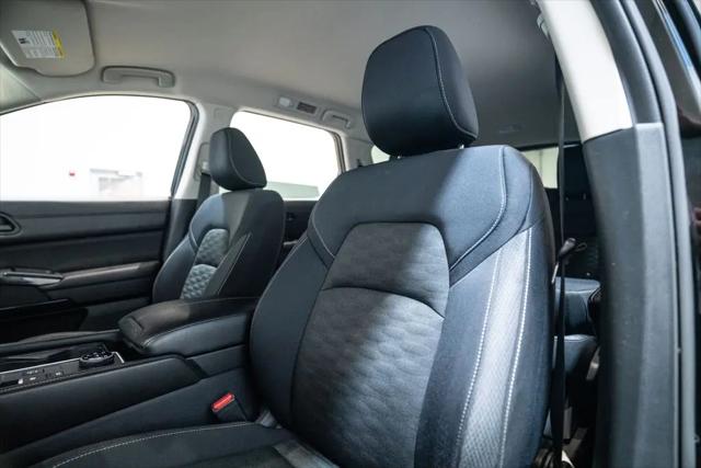 2024 Nissan Pathfinder SV 4WD