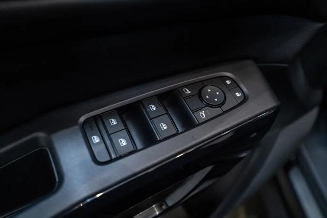 2024 Nissan Pathfinder SV 4WD