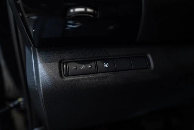 2024 Nissan Pathfinder SV 4WD