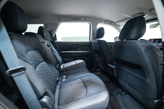 2024 Nissan Pathfinder SV 4WD