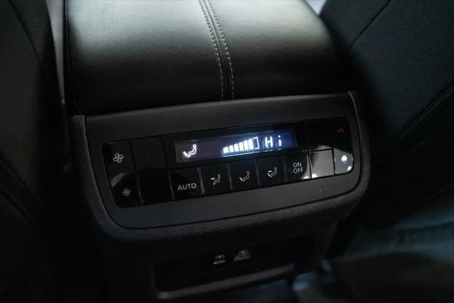 2024 Nissan Pathfinder SV 4WD