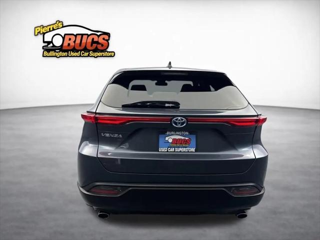 2023 Toyota Venza LE