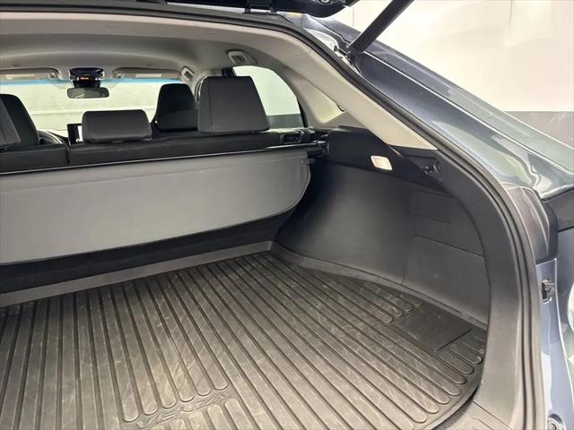 2023 Toyota Venza LE
