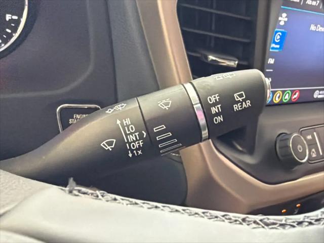 2023 GMC Acadia FWD Denali