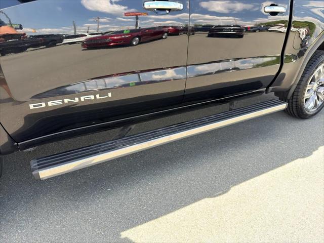 2024 GMC Sierra 1500 4WD Crew Cab Short Box Denali