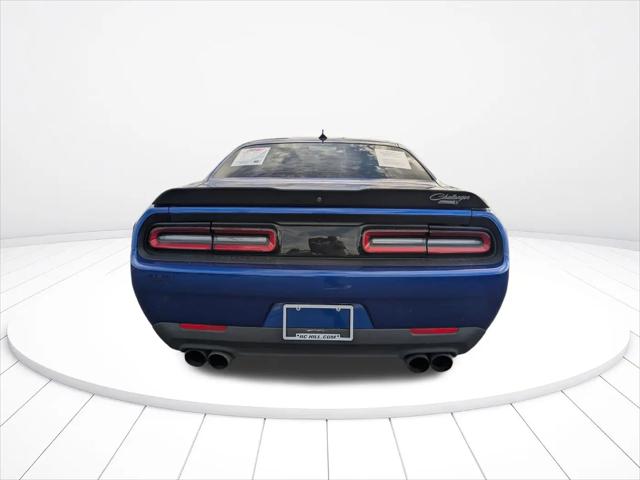 2018 Dodge Challenger 392 Hemi Scat Pack Shaker