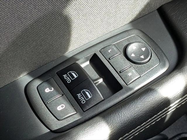 2018 Dodge Challenger 392 Hemi Scat Pack Shaker