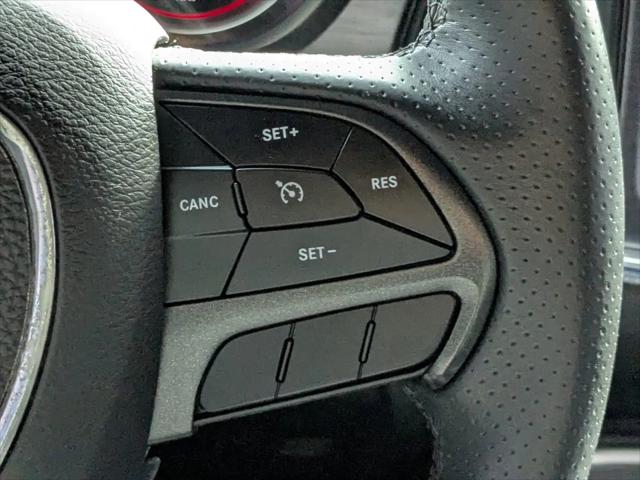 2018 Dodge Challenger 392 Hemi Scat Pack Shaker
