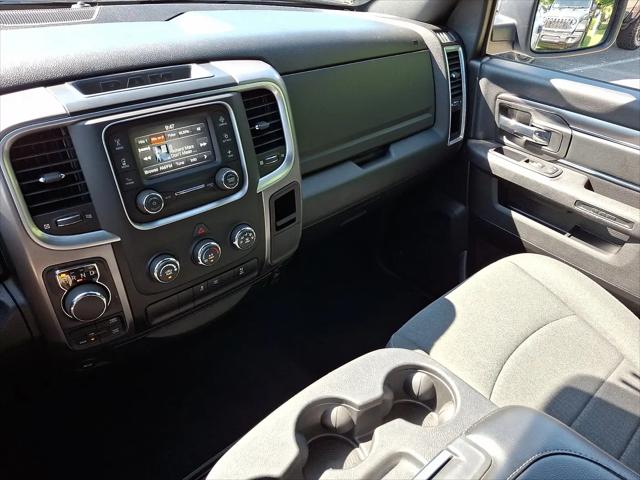 2024 Ram 1500 Classic Warlock Crew Cab 4x4 5'7" Box