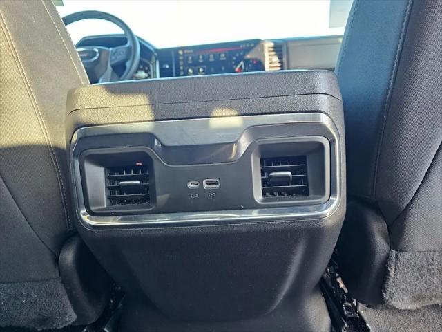 2022 GMC Sierra 1500 4WD Crew Cab Short Box Elevation