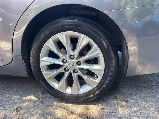 2015 Lexus ES 300h ES 300h