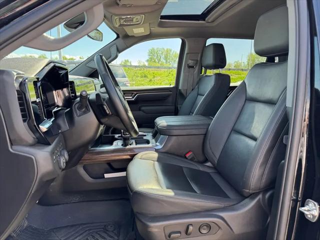 2025 Chevrolet Silverado 1500 4WD RST