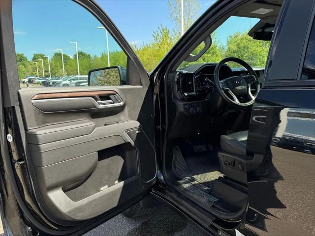2025 Chevrolet Silverado 1500 4WD RST