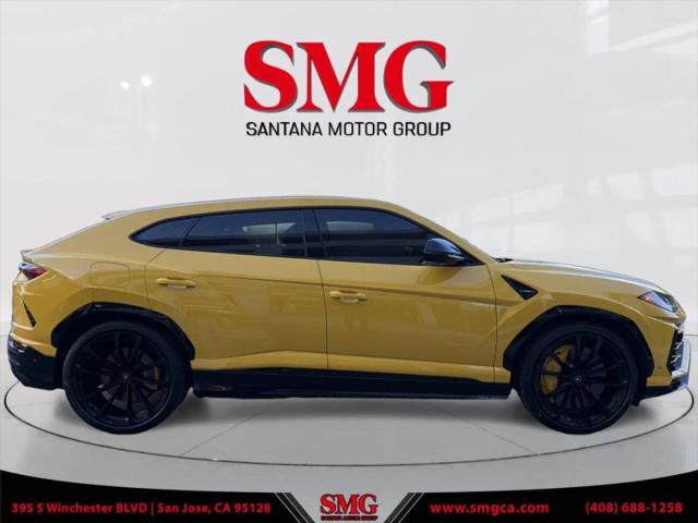 2021 Lamborghini Urus Base