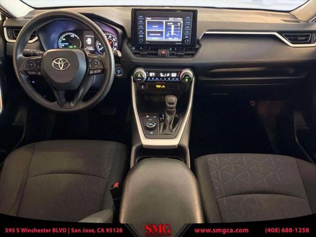 2020 Toyota RAV4 Hybrid XLE