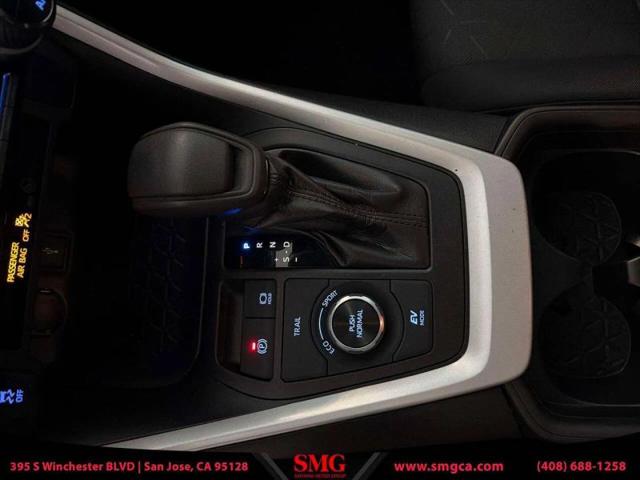 2020 Toyota RAV4 Hybrid XLE