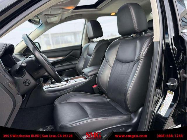2017 INFINITI Q70h Base