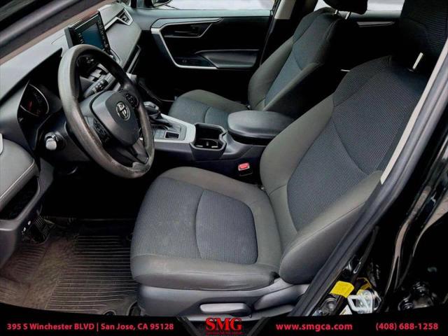 2022 Toyota RAV4 LE
