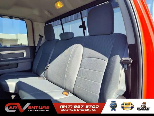 2019 Ram 1500 Classic SLT Crew Cab 4x4 6'4" Box