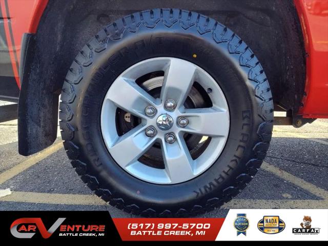 2019 Ram 1500 Classic SLT Crew Cab 4x4 6'4" Box