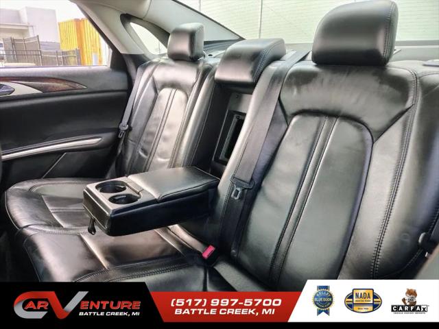 2016 Lincoln MKZ Base