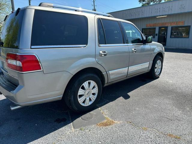 2008 Lincoln Navigator Base