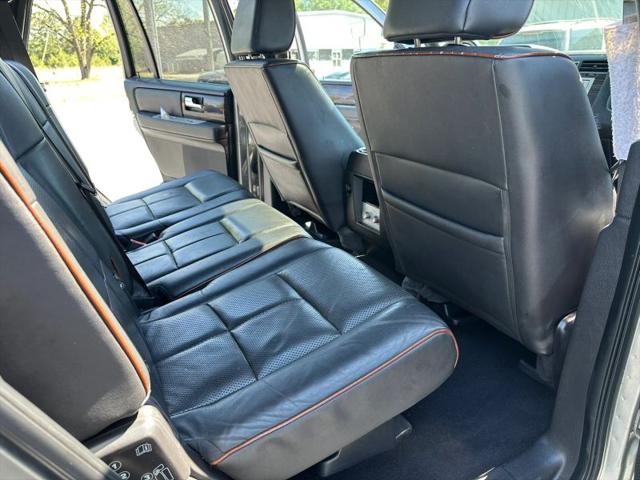 2008 Lincoln Navigator Base