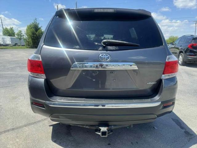 2011 Toyota Highlander SE V6