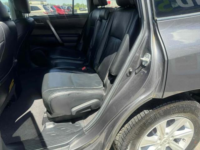 2011 Toyota Highlander SE V6