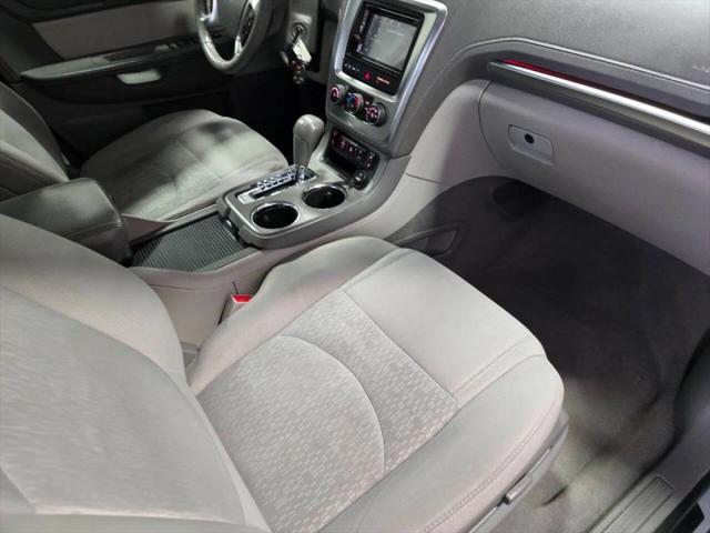 2013 GMC Acadia SLE-2