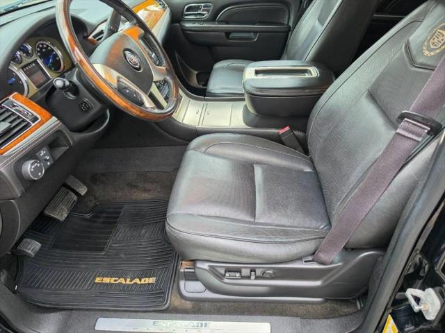 2013 Cadillac Escalade ESV Platinum Edition