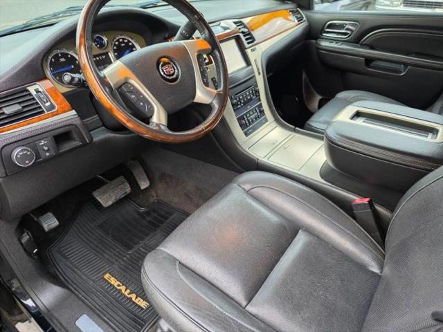 2013 Cadillac Escalade ESV Platinum Edition