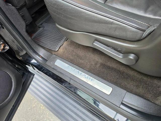 2013 Cadillac Escalade ESV Platinum Edition