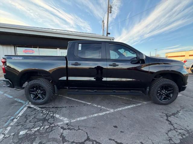2024 Chevrolet Silverado 1500 4WD Crew Cab Short Bed Custom Trail Boss