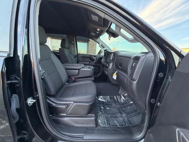 2024 Chevrolet Silverado 1500 4WD Crew Cab Short Bed Custom Trail Boss