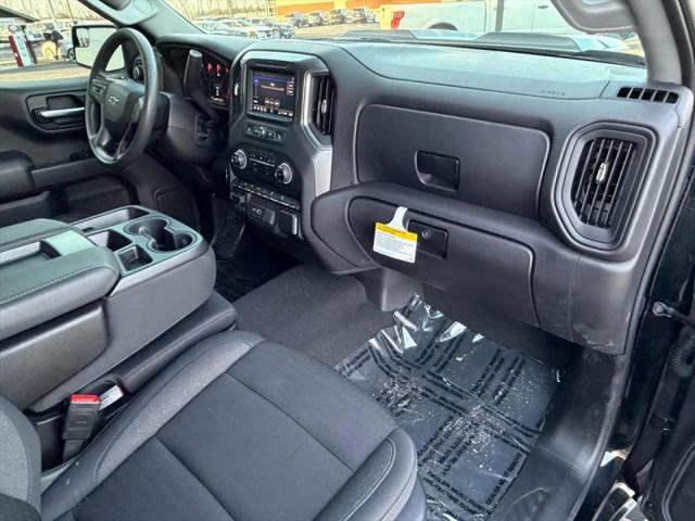 2024 Chevrolet Silverado 1500 4WD Crew Cab Short Bed Custom Trail Boss